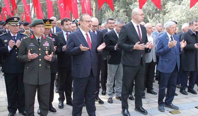 Çanakkale şehitleri Aydın'da dualarla anıldı