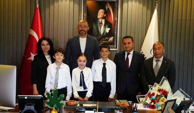 Başkan Zencirci yetkiyi, çocuklara devretti