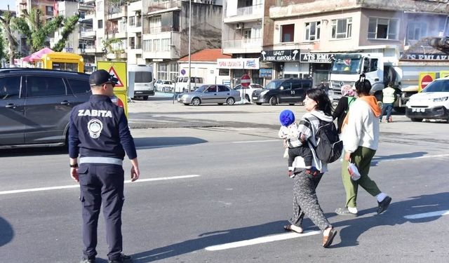 İncirliova'da zabıta ekipleri vatandaşlar için sahada
