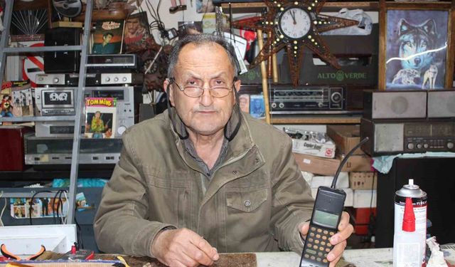 Ajan filmlerinin uydu telefonu Aydın'da yeniden çalıştı