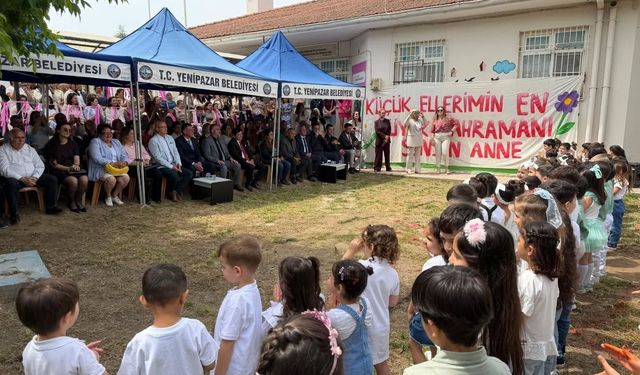 Başkan Ercan, miniklerin Anneler Günü sevincine ortak oldu