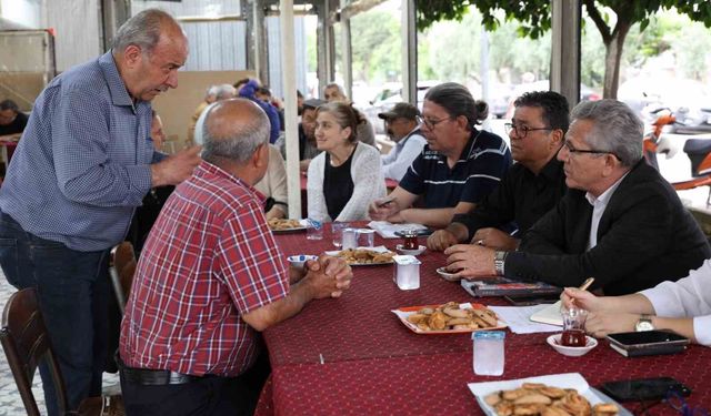 Başkan Tetik, Şirinevler'de vatandaşları dinledi