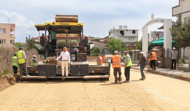 Köşk'te altyapısı tamamlanan yollarda asfalt öncesi çalışma başladı