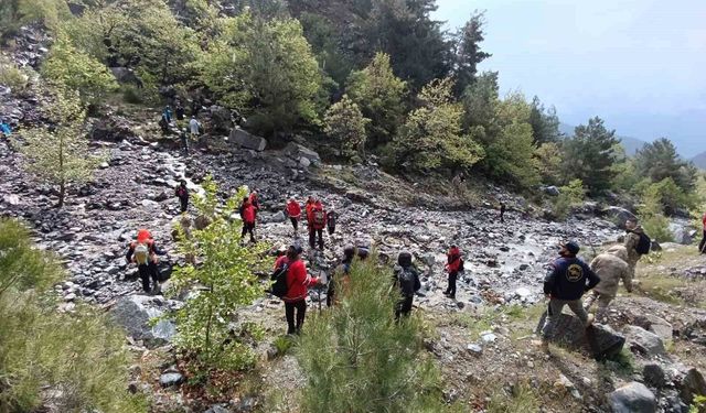 Nazilli Belediyesi NAFAD ekipleri kayıp vatandaş için seferber oldu