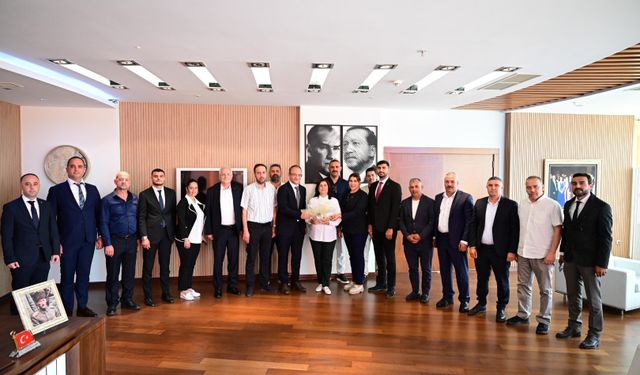 BAŞKAN ÇERÇİOĞLU’NA AK PARTİ DİDİM’DEN ZİYARET