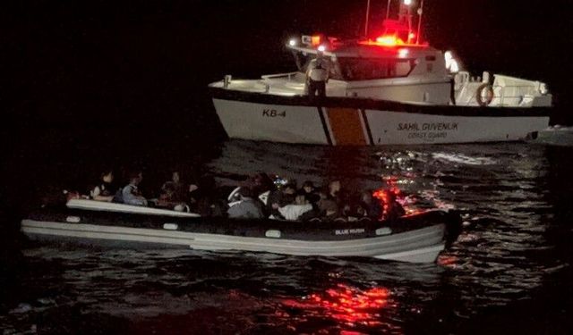 Aydın'da 32 düzensiz göçmen kurtarıldı