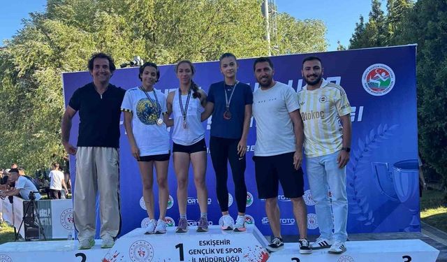 Aydınlı atlet, şampiyonadan madalyayla döndü