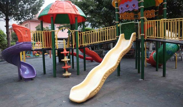 Başkan Kaya: 'Çocuklarımız için parklarımızı yeniliyoruz'
