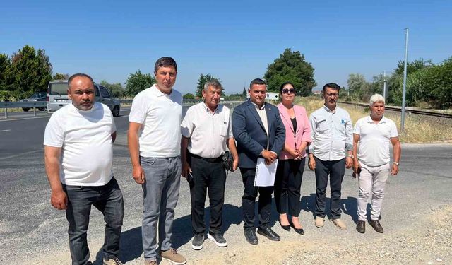 Muhtarlardan karayollarına refüj tepkisi