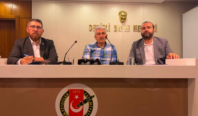 MEDYA-İŞ’TEN DENİZLİ’DE GAZETECİLERE SENDİKAL HAKLAR ANLATILDI