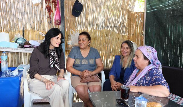 Ak Partili Sarıbaş Davutlar'da Vatandaşlarla Buluştu