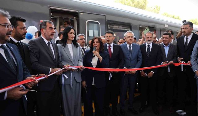 AYBAN banliyö hattı hizmete açıldı