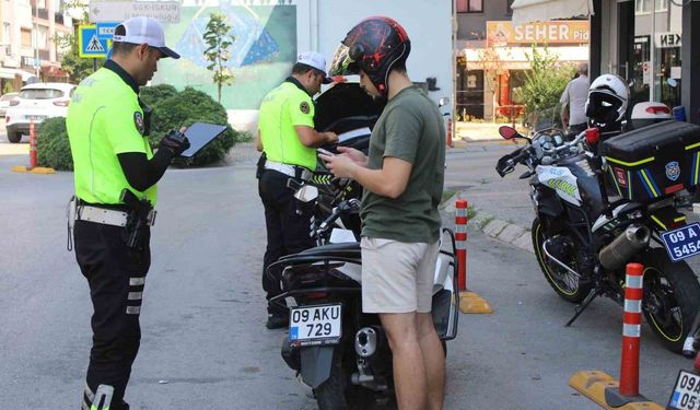 Aydın'da motosiklet sürücüleri denetlendi