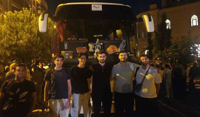 Aydın'dan 109 hafız dualarla umreye uğurlandı
