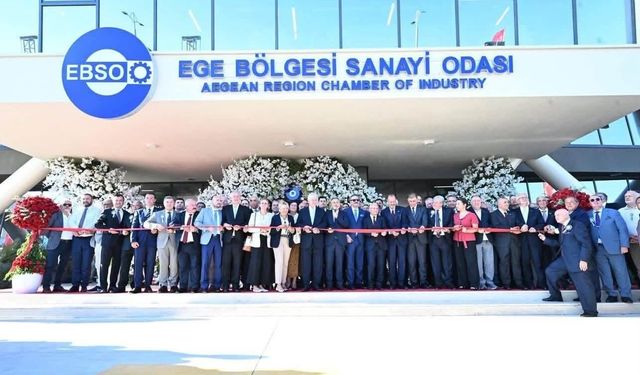 Başkan Ülken, EBSO'nun yeni hizmet binası açılışı törenine katıldı