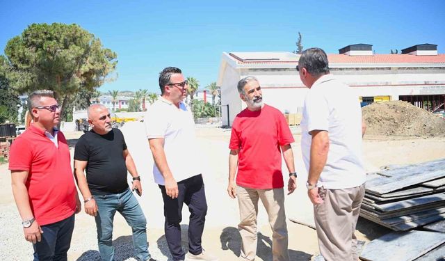 Başkan Vekili Demirtaş'tan Kuşadası'nda proje ve esnaf mesaisi
