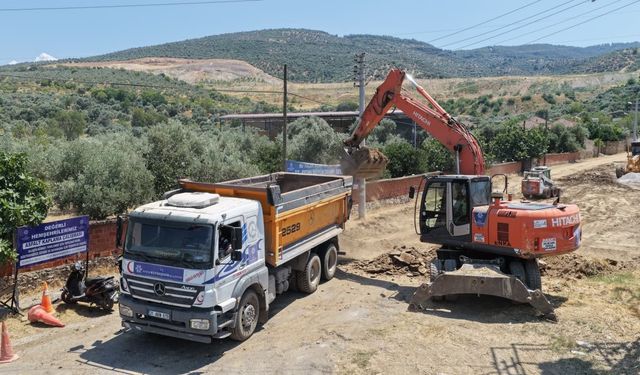 Dereköy'de yol yenileme çalışmaları başladı