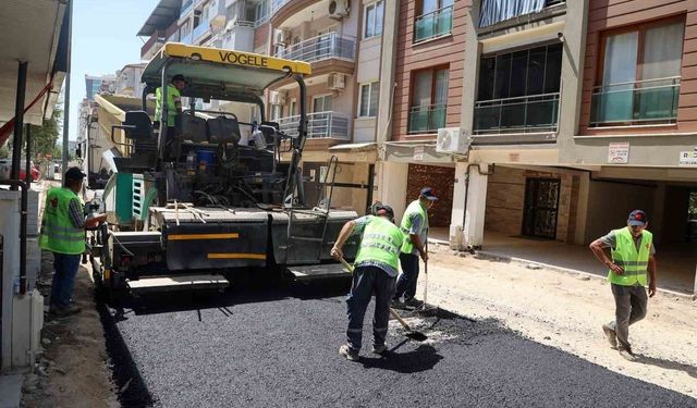 Efeler Belediyesi'nden Albayrak Caddesi'nde asfalt mesaisi