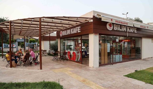EFELER’İN BİLİM KAFE’Sİ SAAT 23.00’E KADAR MİSAFİRLERİNİ AĞIRLAMAYA BAŞLADI