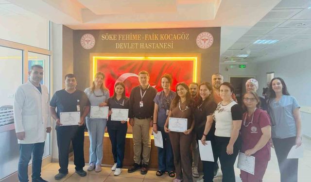 Hayata umut olan sağlık çalışanları onurlandırıldı