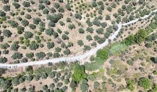 Nazilli Bayındır'da yollara parke taşı