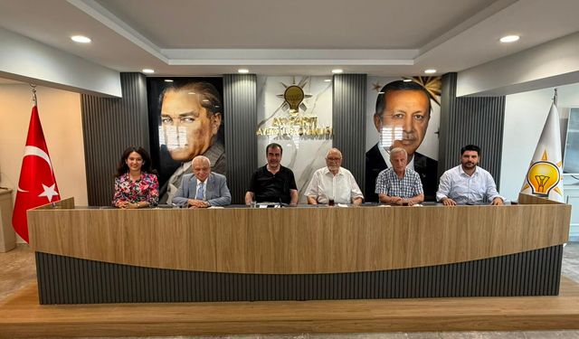 AK Parti Aydın'da İl Yönetim Kurulu Toplantısı Geniş Katılımla Yapıldı