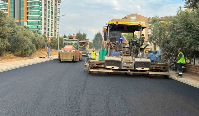 Aydın Büyükşehir'in yol çalışmaları sürüyor