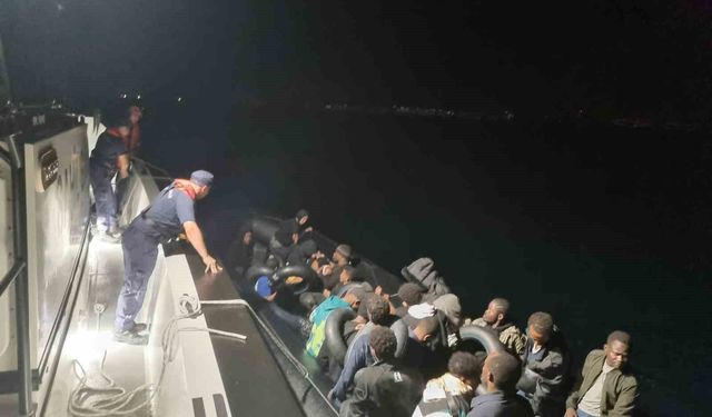 Didim'de 32 düzensiz göçmen yakalandı