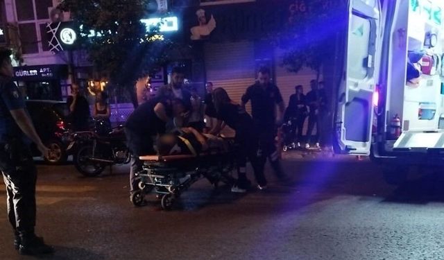Otomobille motosiklet çarpıştı: 1 yaralı