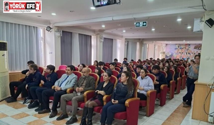 "Bilimsel Araştırma Yöntemleri" konusunda öğrencilere eğitim verildi