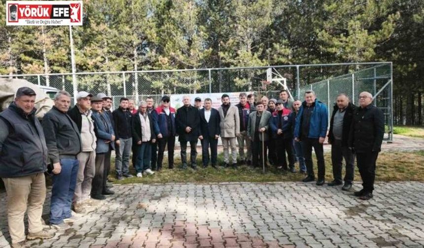 Kuyucak’ta 1200 adet kestane fidanı dağıtıldı