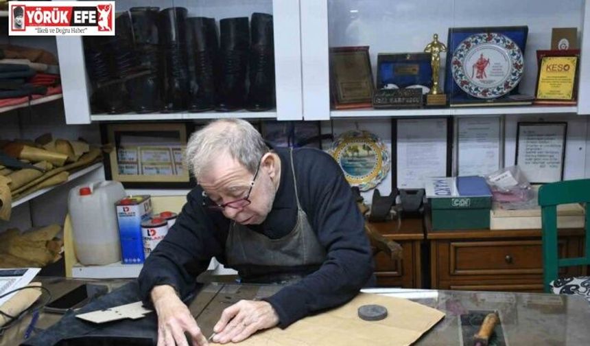 Körüklü çizme ustası Karpuzcu’ya "2025 Yaşayan İnsan Hazinesi" ödülü