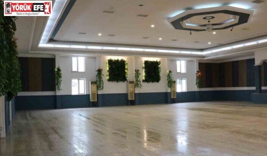 Yenipazar’da kışlık düğün salonu yenilendi