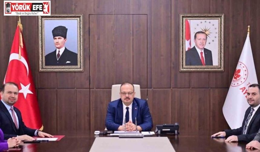 Aydın’da ambulans ve istasyon binası bağışı