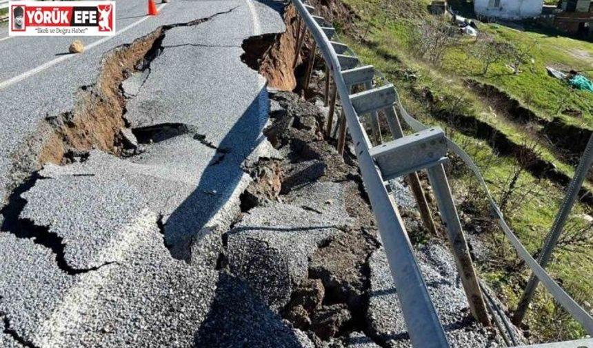 İncirliova-Tire karayolunda trafik tek şeride düştü