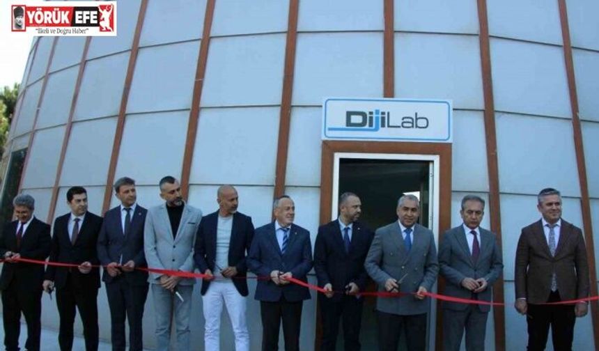 ADÜ’de dijital eğitim laboratuvarı açıldı