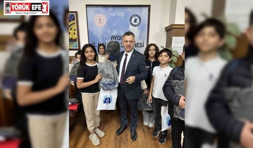 Aydın İl Halk Kütüphanesi’nden öğrencilere çanta hediyesi