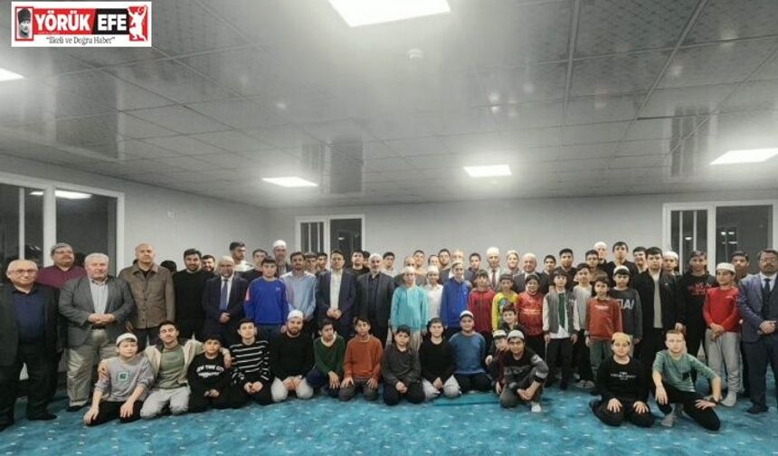 Aydın’da protokol ve öğrenciler ‘İyilik Sofrası’nda bir araya geldi