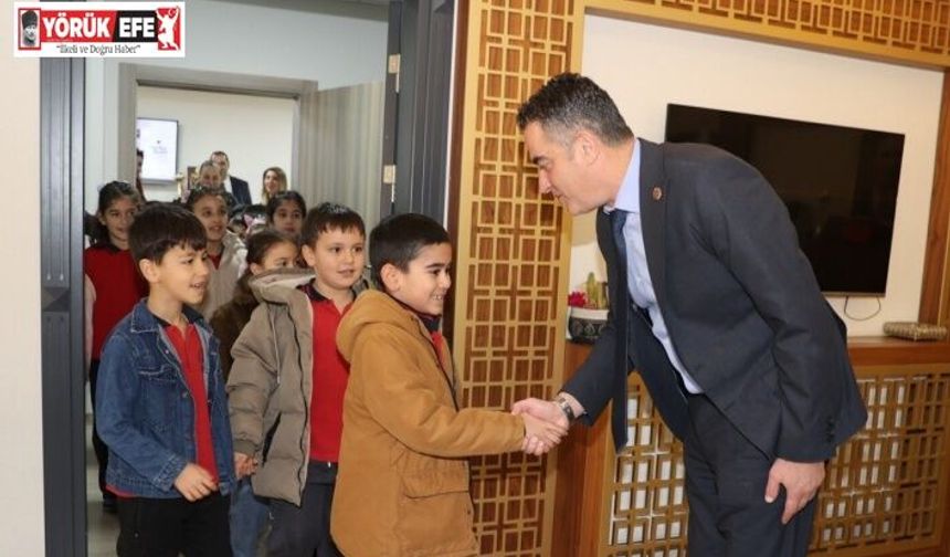 Başkan Arıcı, ilkokul öğrencilerini ağırladı