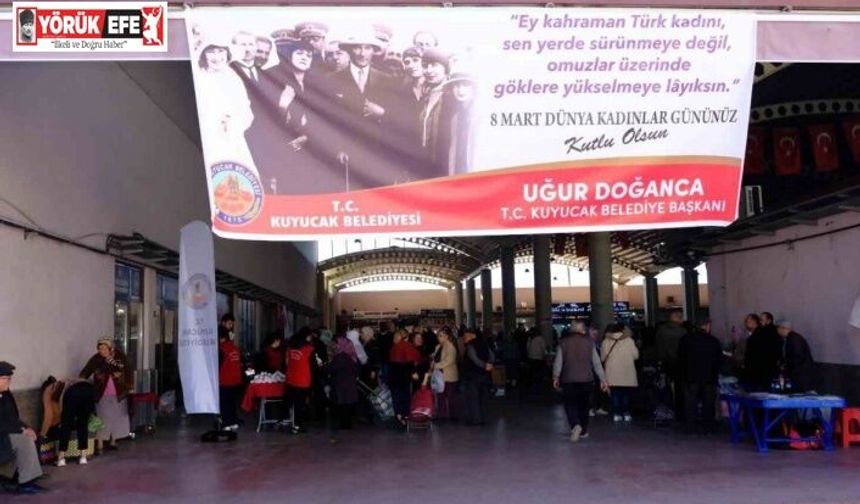 Kuyucak Belediyesi’nden kadınlara 8 Mart sürprizi