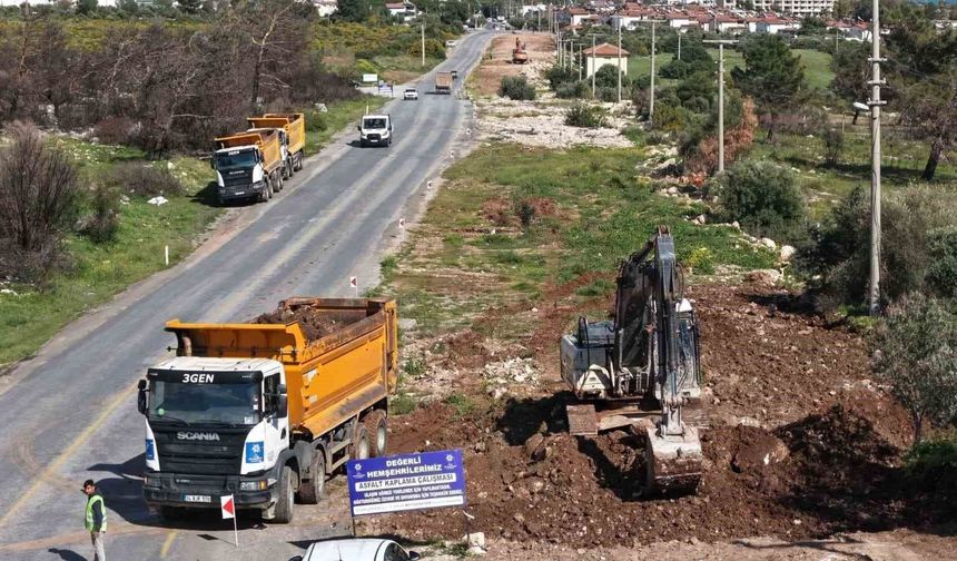 Aydın Büyükşehir, Akbük'te yol yenileme çalışmalarını sürdürüyor