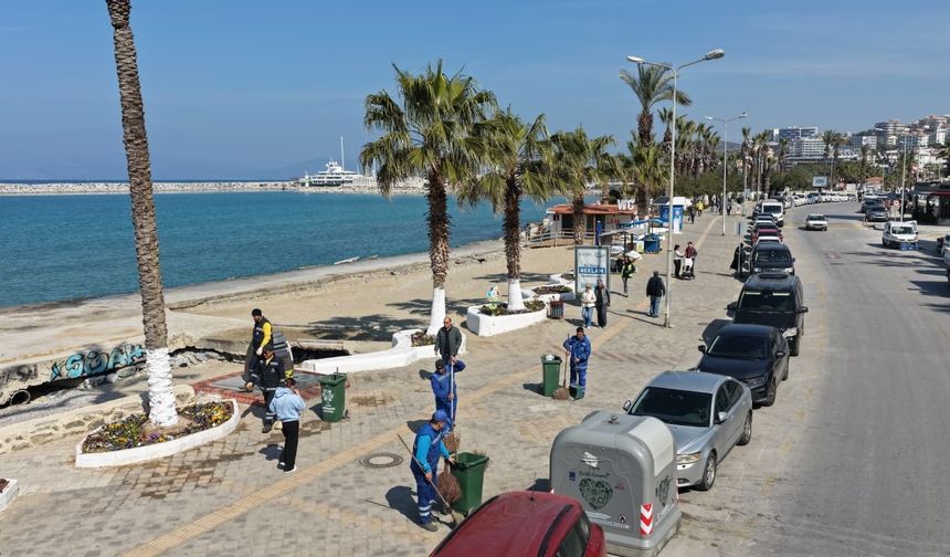Aydın Büyükşehir'den bayram öncesi Kuşadası'nda çevre düzenlemesi