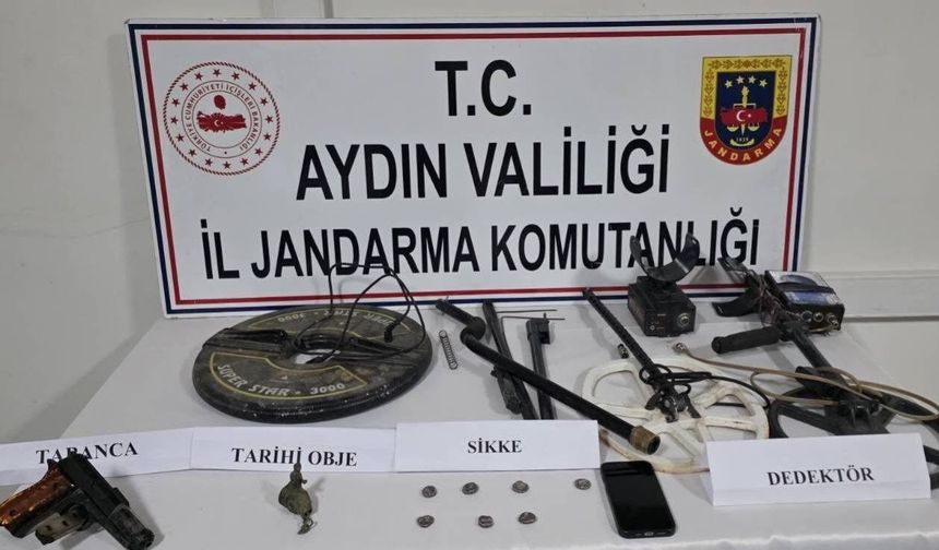 Karacasu'da tarihi eser kaçakçılığı operasyonu: '7 adet Yunan sikkesi ele geçirildi'
