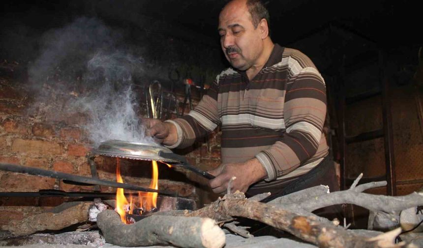 Yarım asırlık kalay ustası 'çırak' sıkıntısına dikkat çekti