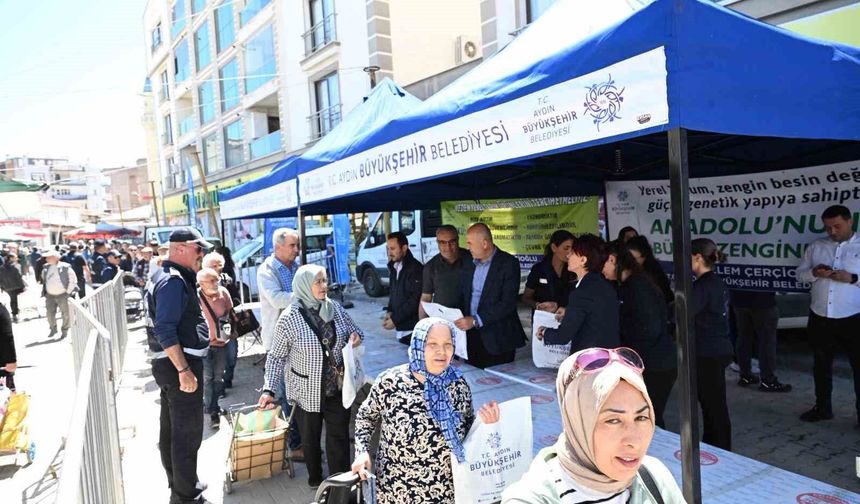 Aydın Büyükşehir Belediyesi Söke'de binlerce fideyi vatandaşlarla buluşturdu