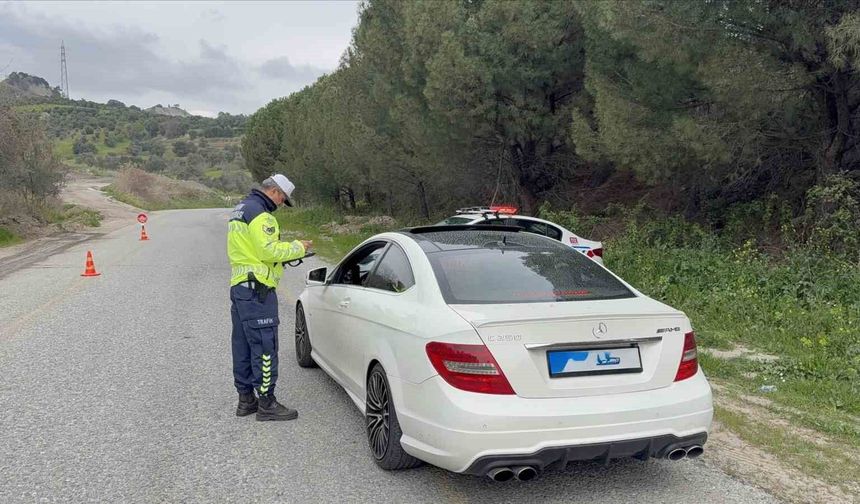 Aydın'da Çember operasyonunda 55 aranan şahıs yakalandı