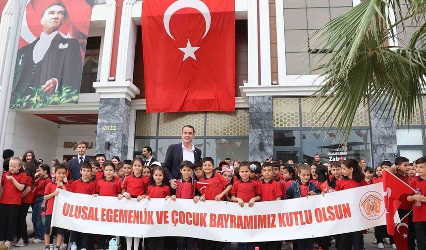 Başkan Arıcı'dan 23 Nisan Mesajı: 'Geleceğin aydınlık yüzü, bugünün çocuklarıdır'