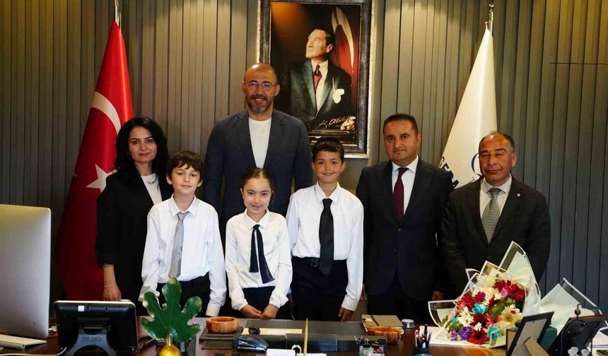 Başkan Zencirci yetkiyi, çocuklara devretti