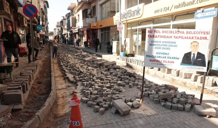 İncirliova'da Fevzi Paşa Caddesi yenileniyor