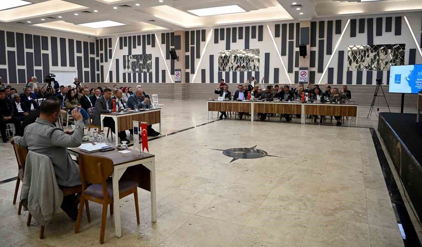 Kuşadası Belediyesi 2025 Yılı Faaliyet Raporu kabul edildi